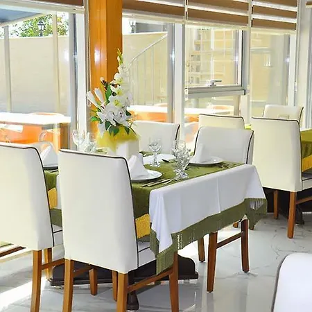 Bayar Garden Отель 5*
