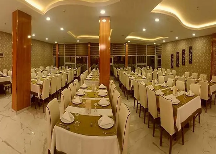 Bayar Garden Hotel 5*